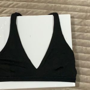 Black lululemon bra sz 4